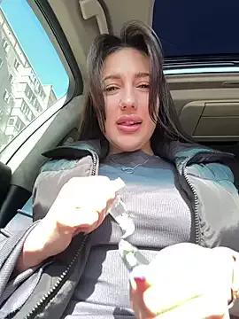 Photos of AleksandraRich from StripChat is Freechat