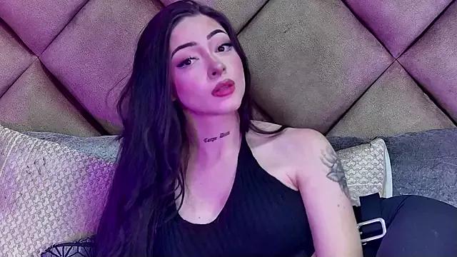 AlessandraLovi webcams show profile image 