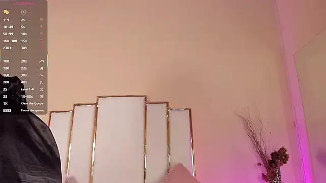 Alexandraa_Gomez from StripChat is Freechat