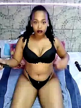 alexis_skyy from StripChat is Freechat