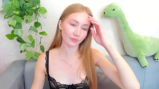 AlexMiss_Ray on StripChat