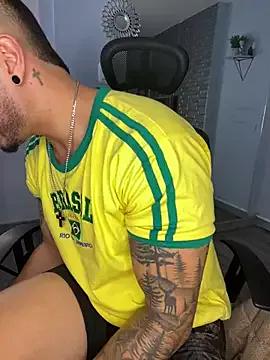 ALEXXX_KING from StripChat is Freechat