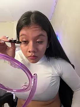 alhaana_ from StripChat