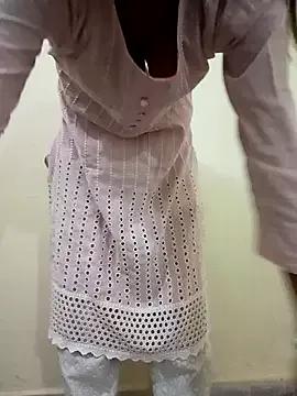 Alia-00 from StripChat is Freechat