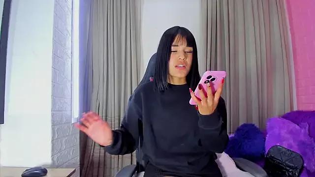 aliaandadara from StripChat