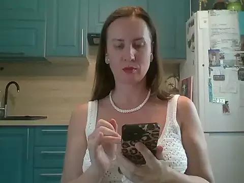 ALICAINWONDERLAND from StripChat is Freechat