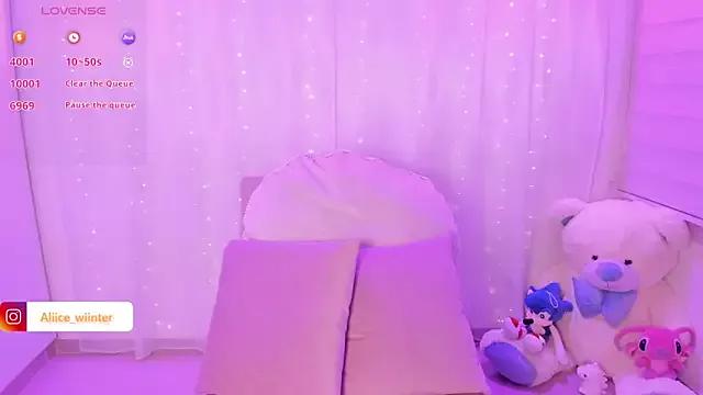 Alice_winter_ from StripChat is Freechat