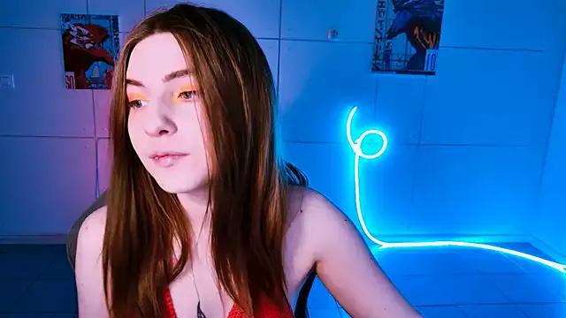 Discover our girls online shows and discover the company of countless livestreamers, with stunning shapes, sex toys and more.