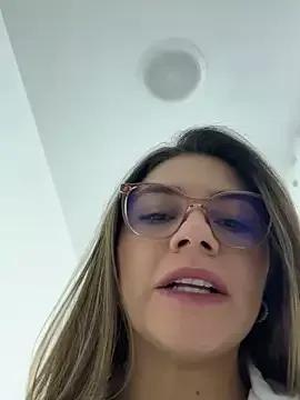 Alicee16 webcams show profile image 