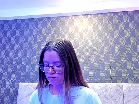 AliceHoe webcams show profile image 