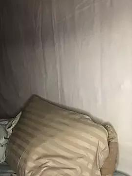 AliceXmoore from StripChat is Freechat