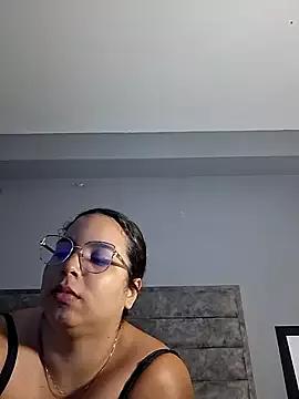 Aliciabloom webcams show profile image 