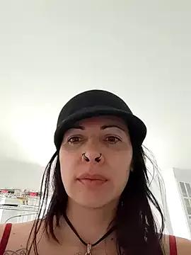AliciaSofia from StripChat is Freechat