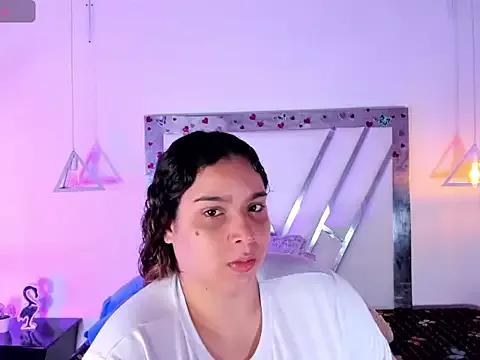 AliciiaBloom from StripChat is Freechat
