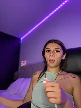 aliisonn___parker26 from StripChat is Freechat