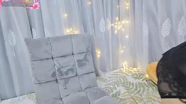 Alili-Trinh99 from StripChat is Freechat