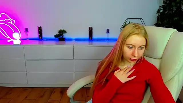 Alina_Blonde from StripChat is Freechat