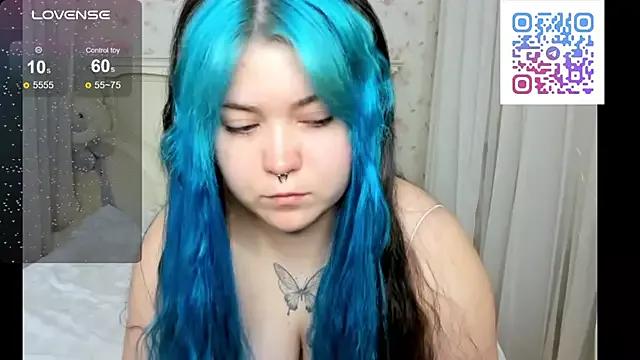 Discover our girls online shows and discover the company of countless livestreamers, with stunning shapes, sex toys and more.