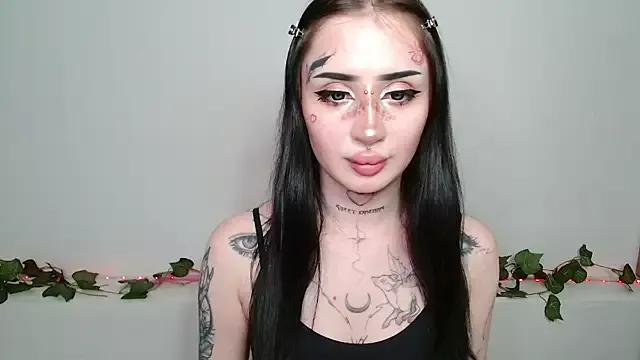 alisa_tattoogirl1 from StripChat is Freechat