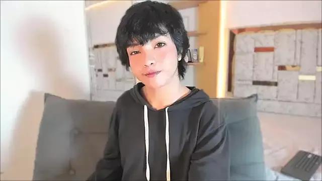 AllanYong18 from StripChat