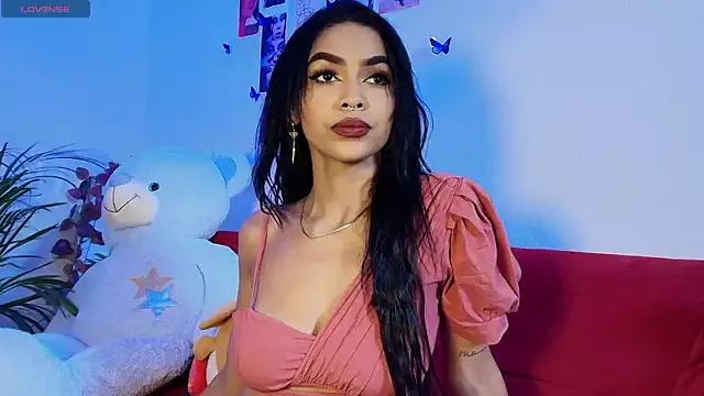 Alleanys_Cristal from StripChat