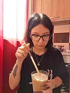 AllexyAle from StripChat is Freechat