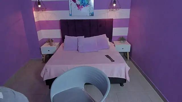 Alli_cooper from StripChat