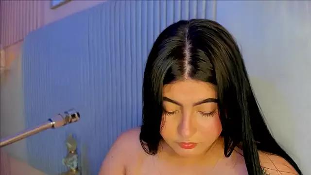 alli_gomez from StripChat