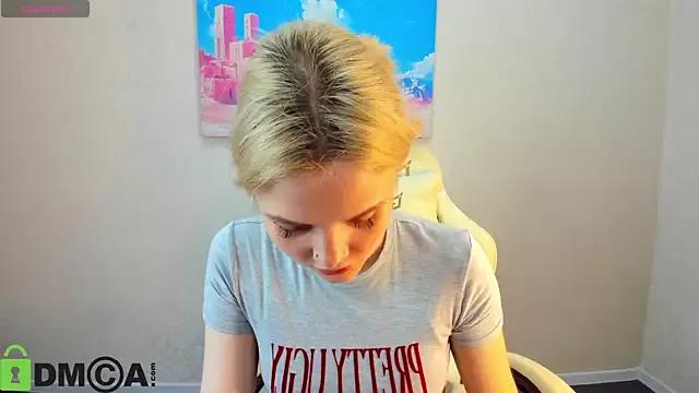 Allice_Cox from StripChat
