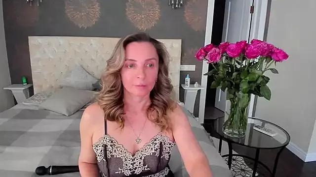 AllisonWilliams from StripChat is Freechat