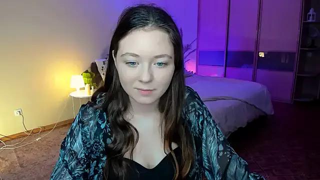 AlluringLookk webcams show profile image 