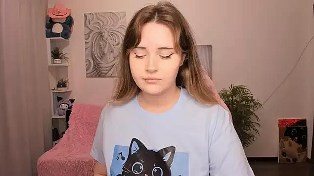Ally_Young from StripChat is Freechat