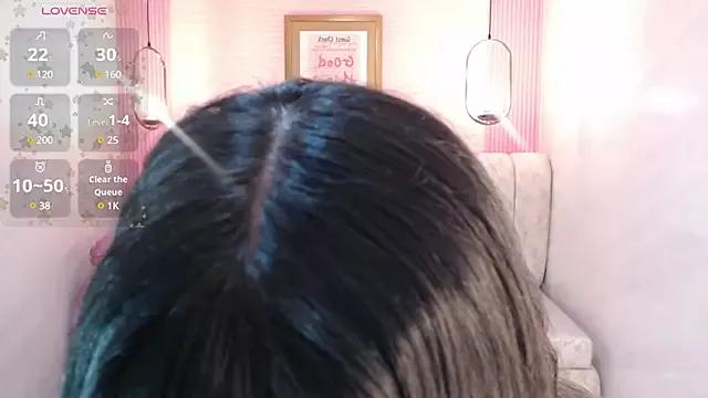 allyssa_bellini_s from StripChat is Freechat