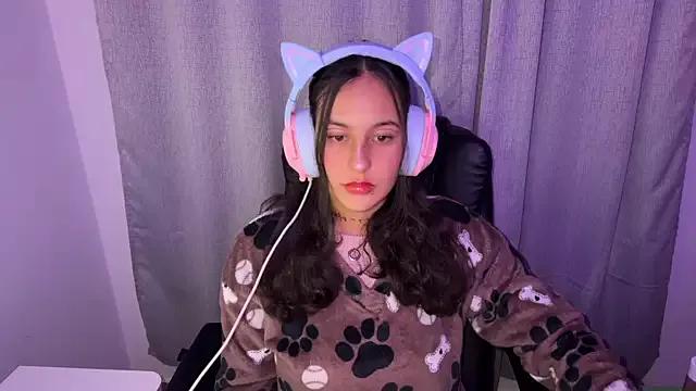 allysy_nc from StripChat