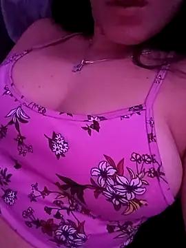Alma-Mora from StripChat
