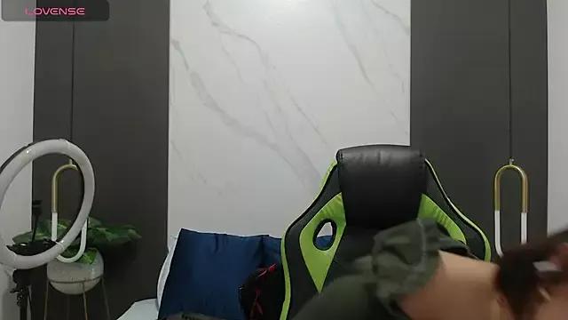 alma_fenix from StripChat