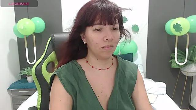 alma_fenix from StripChat
