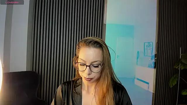 Alma_Luv webcams show profile image 