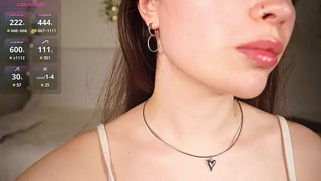 alma_yammy from StripChat