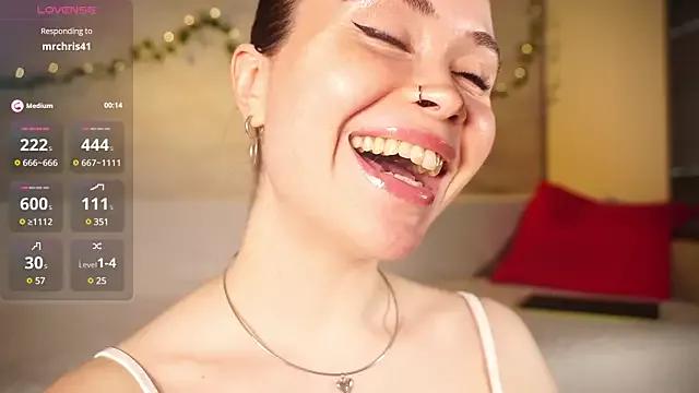 alma_yammy from StripChat