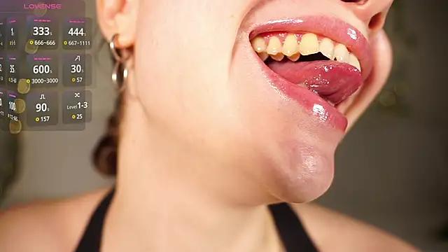 alma_yammy from StripChat