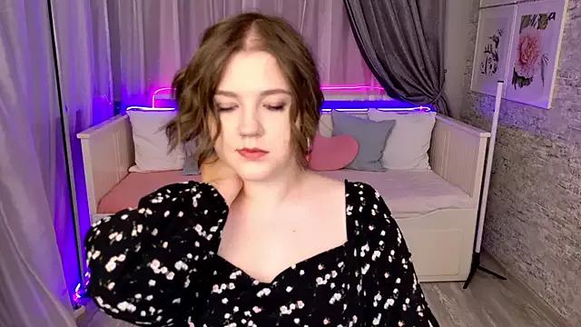 AlmaSound from StripChat