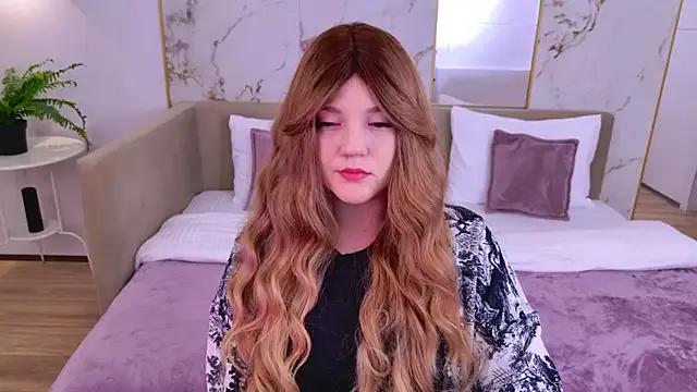 Discover our girls online shows and discover the company of countless livestreamers, with stunning shapes, sex toys and more.