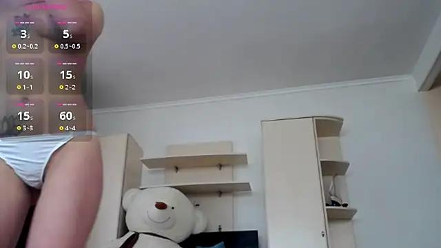 Discover our girls online shows and discover the company of countless livestreamers, with stunning shapes, sex toys and more.