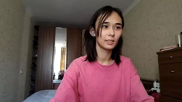 Alvawyand from StripChat