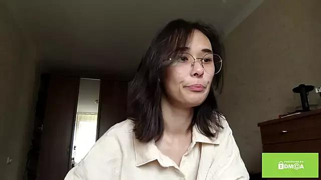 Alvawyand from StripChat