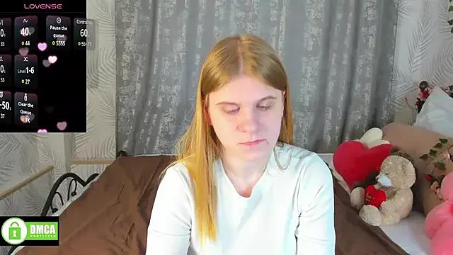 Alya_Vizz from StripChat
