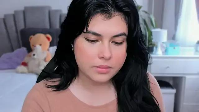 Alyaa_s from StripChat