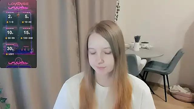 Discover our girls online shows and discover the company of countless livestreamers, with stunning shapes, sex toys and more.