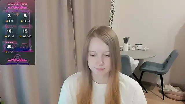 Alyaley from StripChat